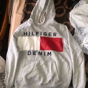 Tommy Hilfiger hoodie